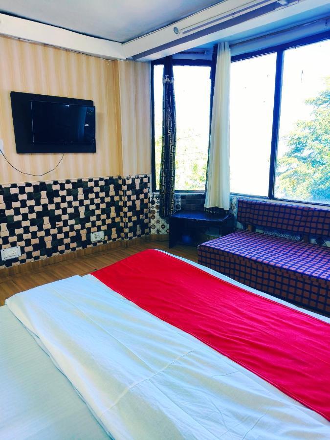 Hotel Holiday Dalhousie - Near Ghandhi Chowk Mall Road Екстериор снимка