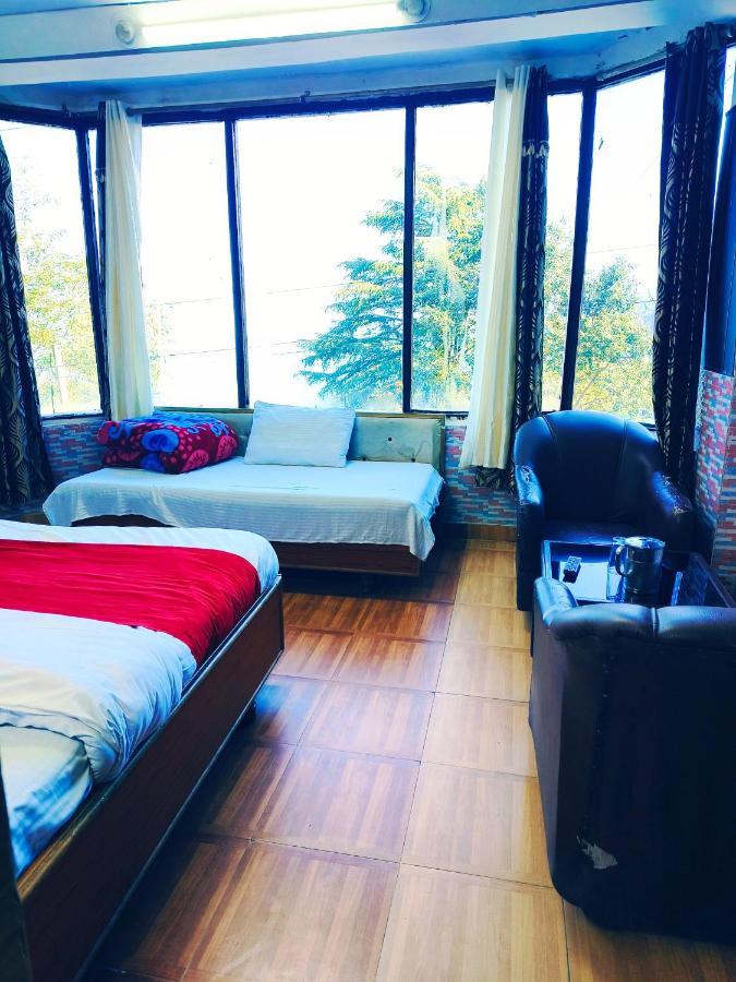 Hotel Holiday Dalhousie - Near Ghandhi Chowk Mall Road Екстериор снимка